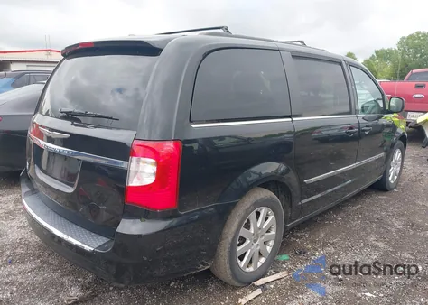 2015 Chrysler Town & Country Touring z USA, uszkodzony, nr VIN 2C4RC1BG2FR706318